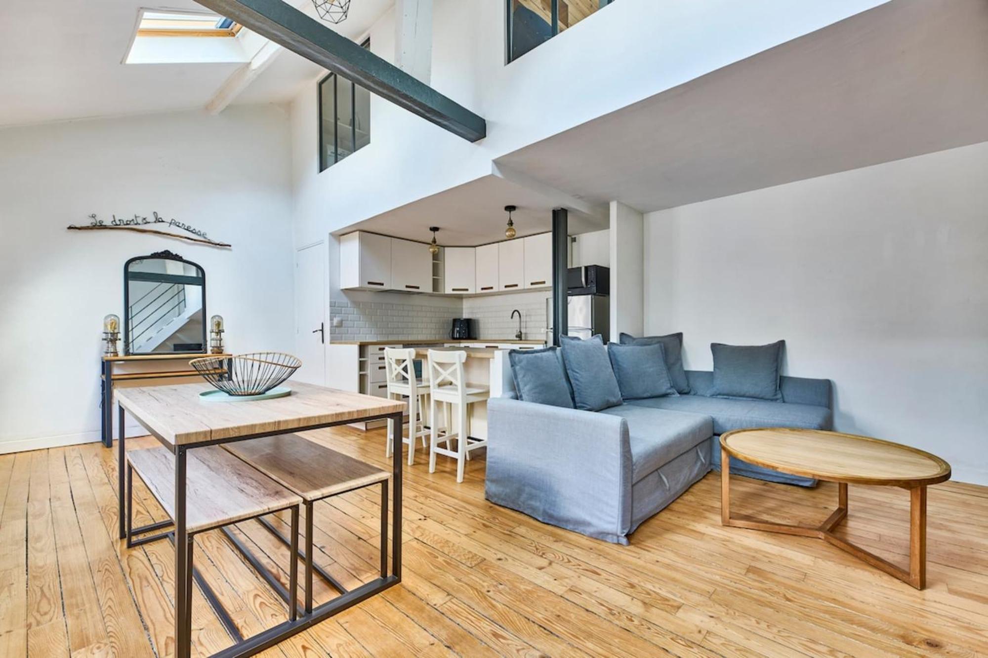 Bastille Avec Mezzanine Par Meyagency * Paris